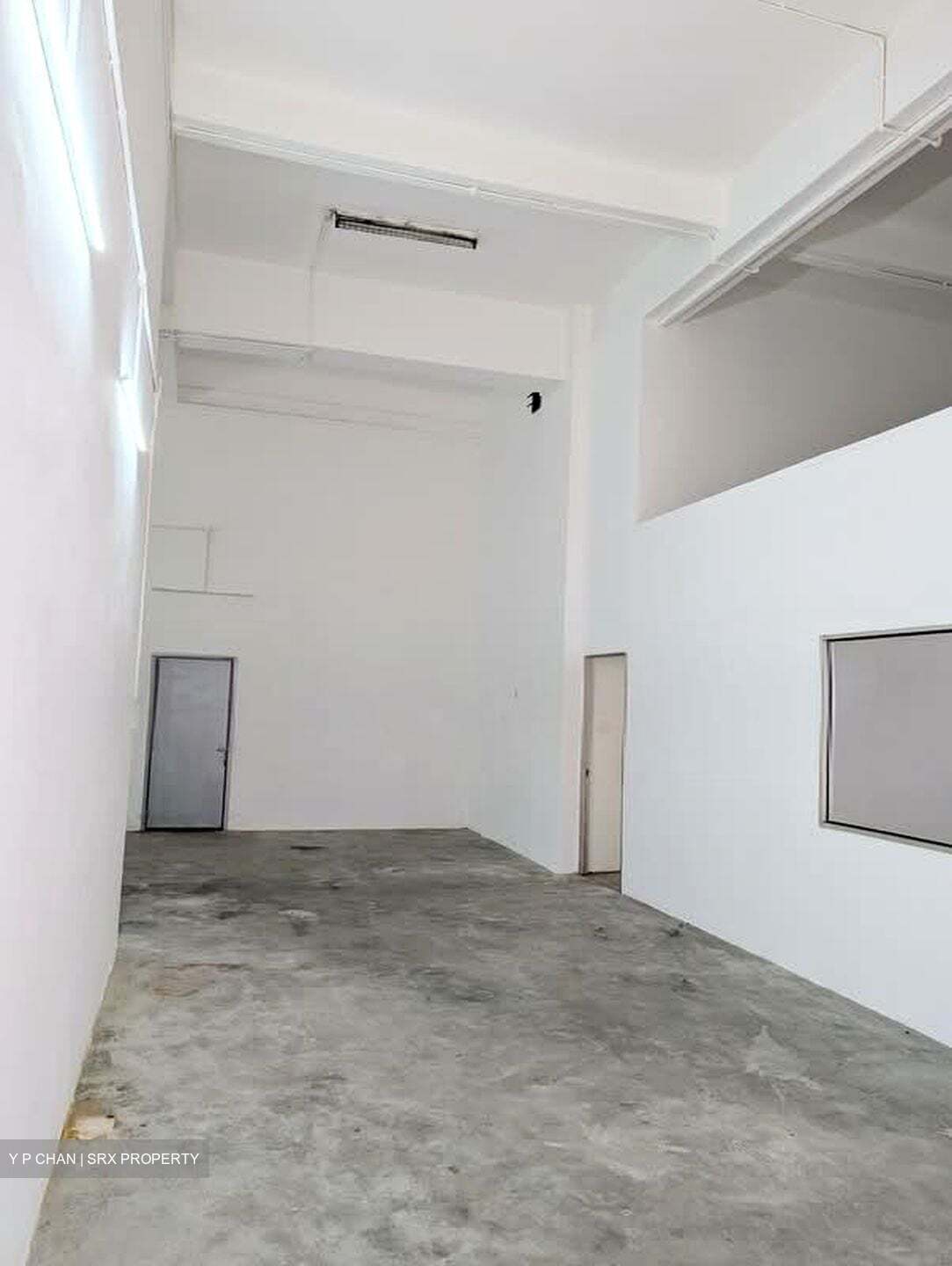 Pemimpin Industrial Building (D20), Factory #568706321
